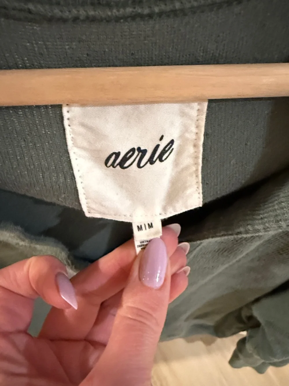 Aerie Pullover Green Collared Polo Style Sweatshirt Size M - Picture 3 of 5